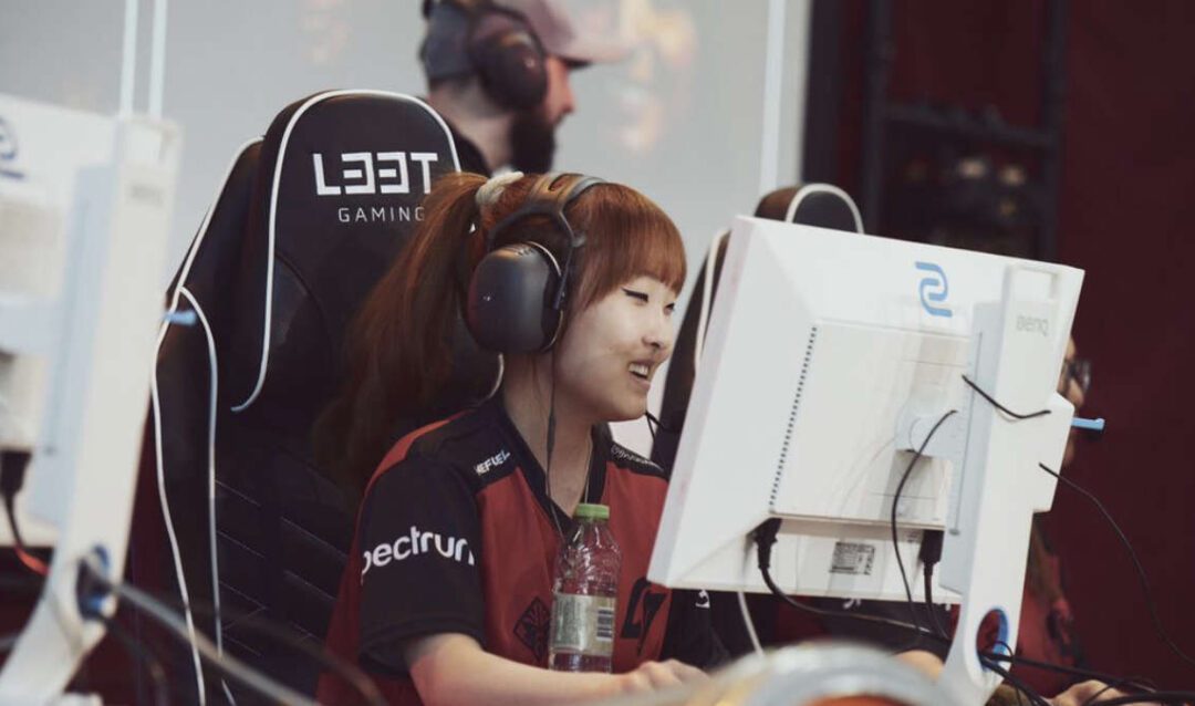 Emy покинула Counter Logic Gaming Red и перешла в VALORANT