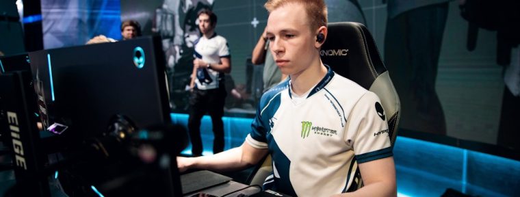 EliGE недоволен экономикой в CS2