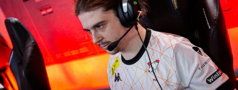 Virtus.pro прошли на Riyadh Masters 2024, одолев NAVI в финале закрытых квалификаций