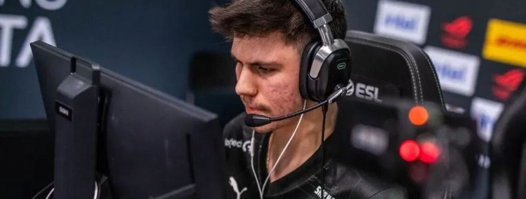 NAVI одержали победу в матче с FURIA