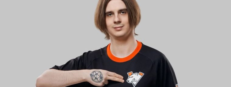 Fng: «Яторо просто опытнее, это чуть ли не его главное преимущество над Сатаником»