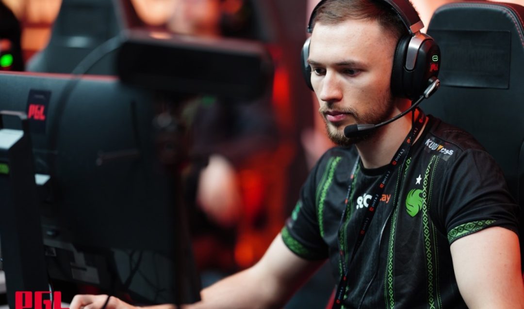 Nine поделился своими впечатлениями после первых заработанных денег в Dota 2