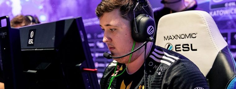 Стартовали продажи лимитированных ковриков от ZywOo