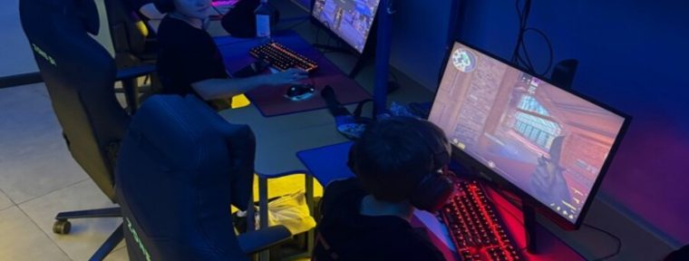Фиджитал-спорт в рамках киберспортивных сборов от «Школы Киберспорта»