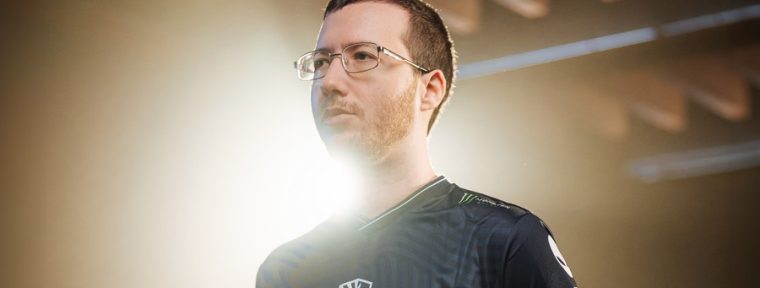 Топ-5 лучших героев игрока 33 в патче 7.37