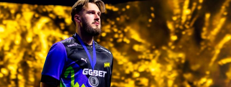 Игрок NAVI высказался о техническом поражении HEROIC