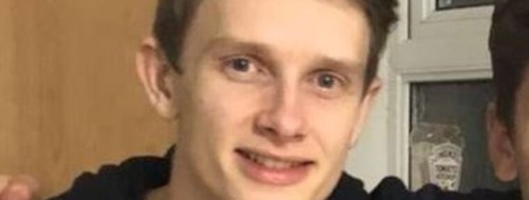 NER0 предложил изменить систему стикеров в CS2