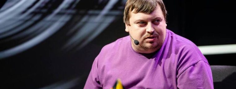 Dosia планирует открыть киберспортивную школу для игроков из малообеспеченных семей