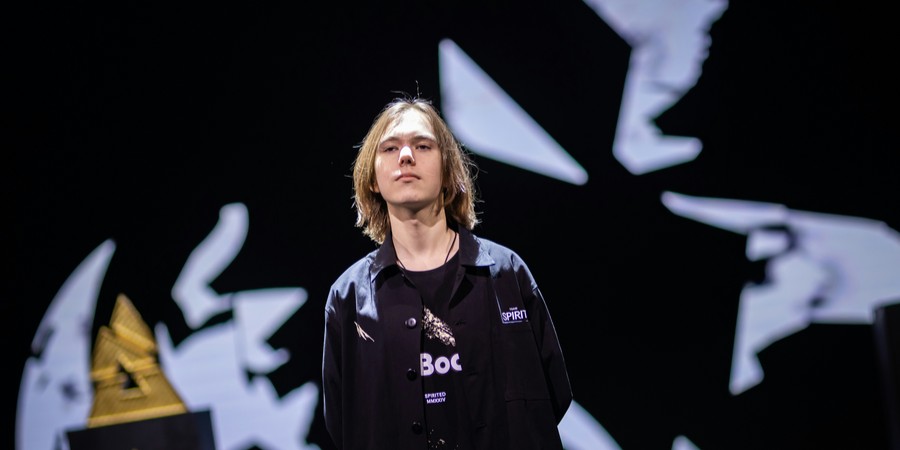 Donk принял участие в шоу-матче от Evelone