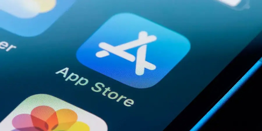 Apple объяснили причины блокировки приложений в российском App Store