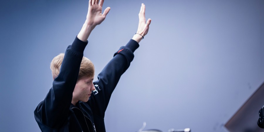 G2 Esports выиграли у BIG и сравняли счет в серии на PW Shanghai Major 2024: Elimination Stage