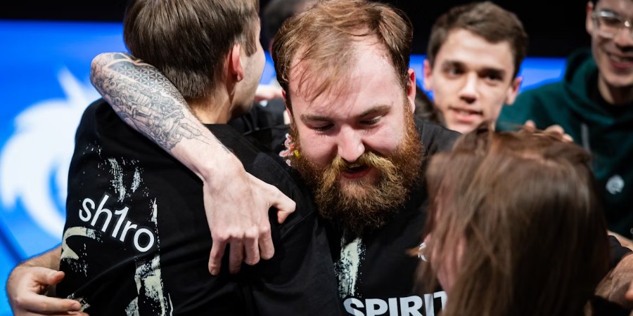 Launders: «Лучшей командой 2025 года станут Team Spirit»