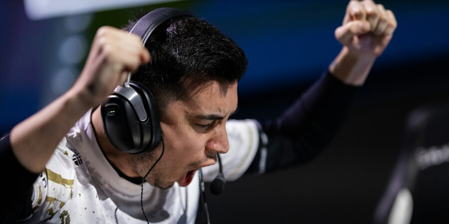 Eternal Fire обыграли HEROIC и прошли на IEM Katowice 2025