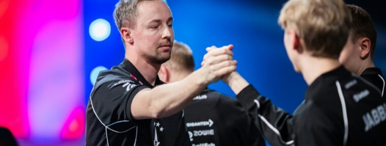 Astralis разгромили The MongolZ в четвертьфинале PGL Cluj-Napoca 2025