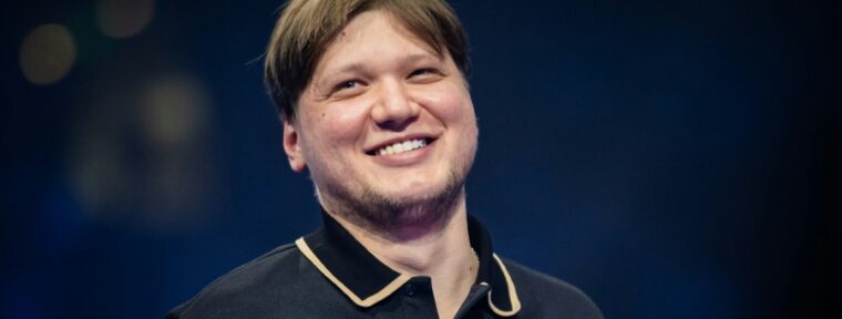 Курьер поделился историей, как ему отказал s1mple