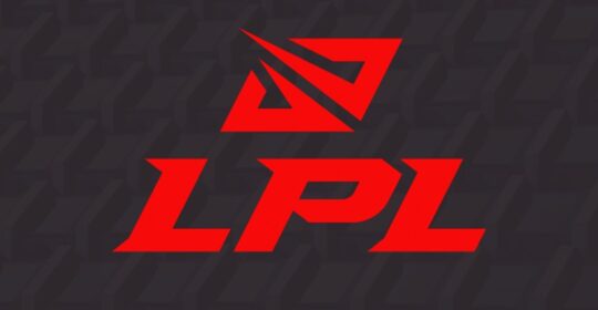 Кто победит в матче JD Gaming и Anyone