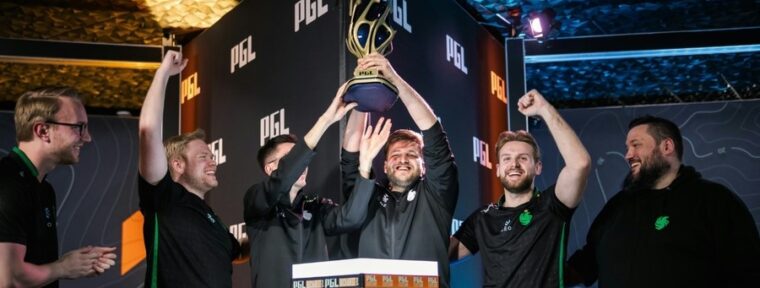 Zonic поздравил degster с получением MVP: «Я очень горжусь тобой»