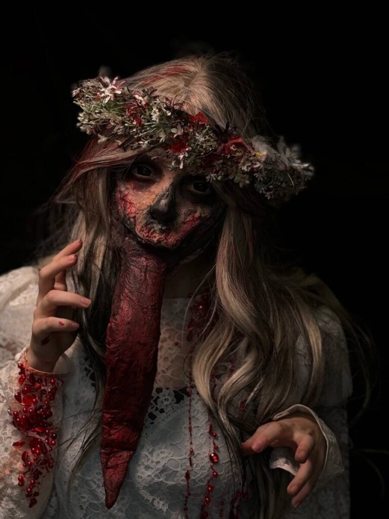 Fasoollka в образе "Полуденницы"