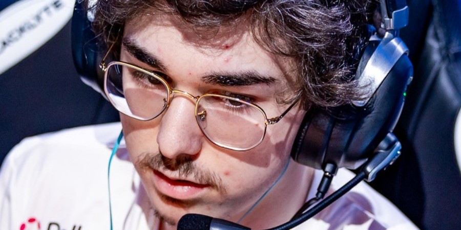 Xfl0ud заменит XANTARES на IEM Cologne 2025