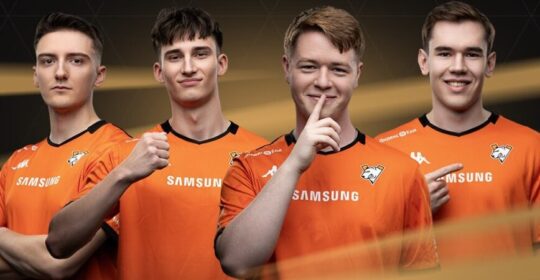 Virtus.pro прошли в финал Rennsport R1 на EWC 2025