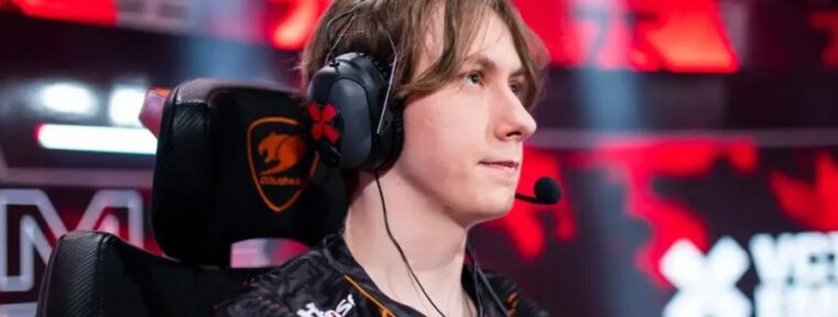 Chronicle перешел в Team Vitality