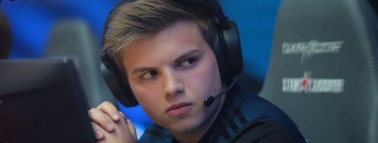 Kjaerbye стал жертвой взлома аккаунта в Steam